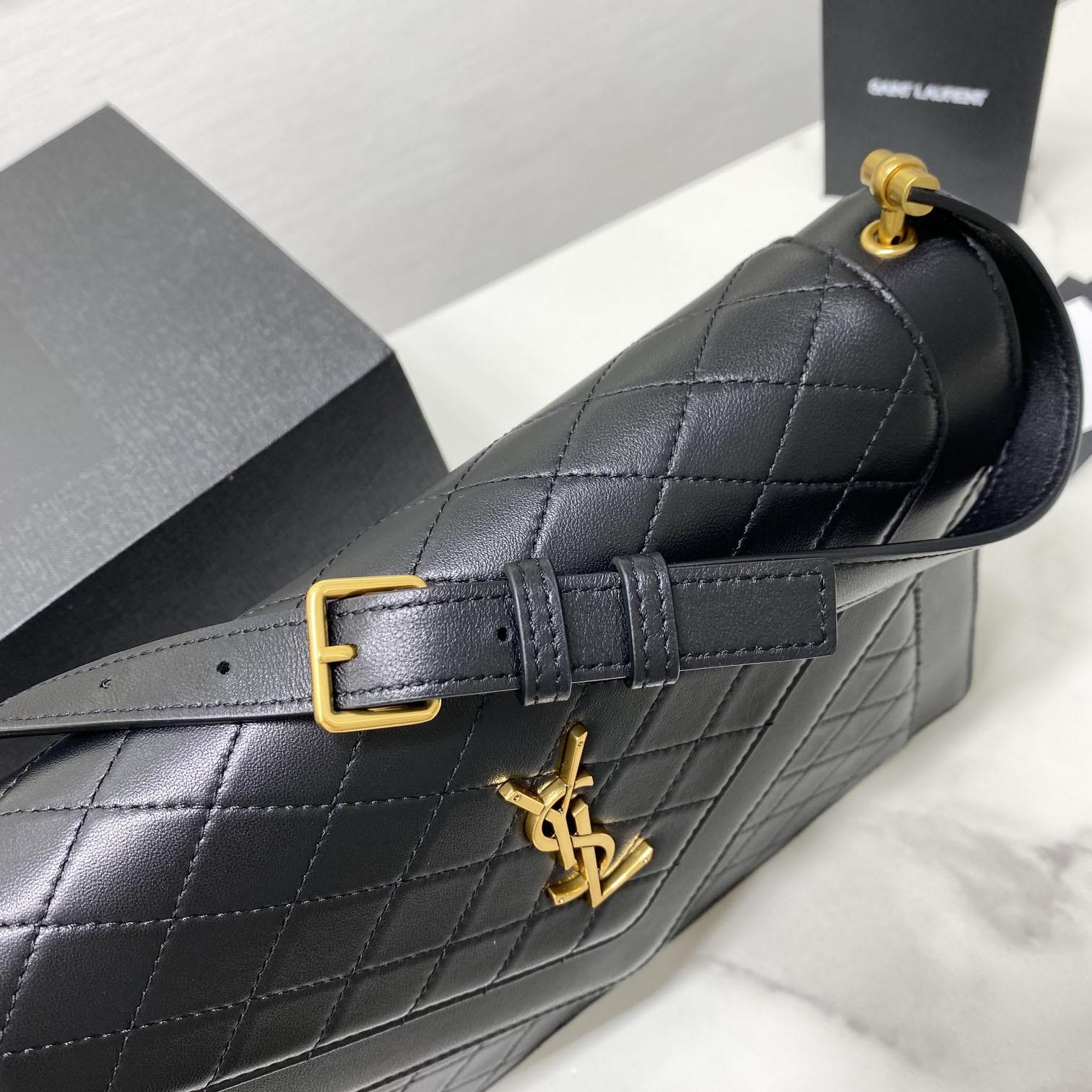 Saint Laurent Leather Crossbody Bag  ( 26x18x5cm) - 