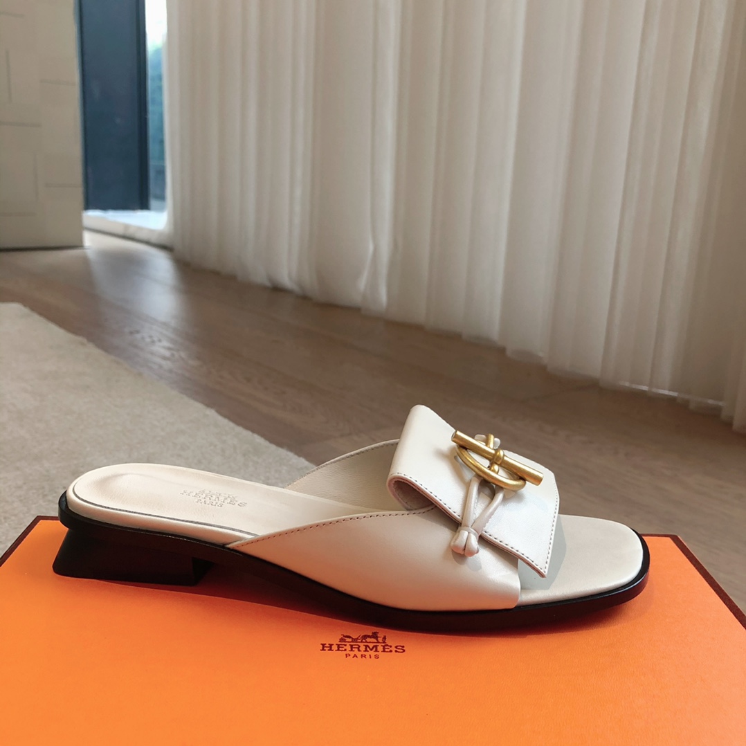 Hermes Isle Sandal - 