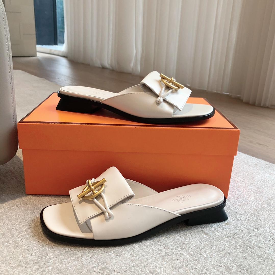 Hermes Isle Sandal - 