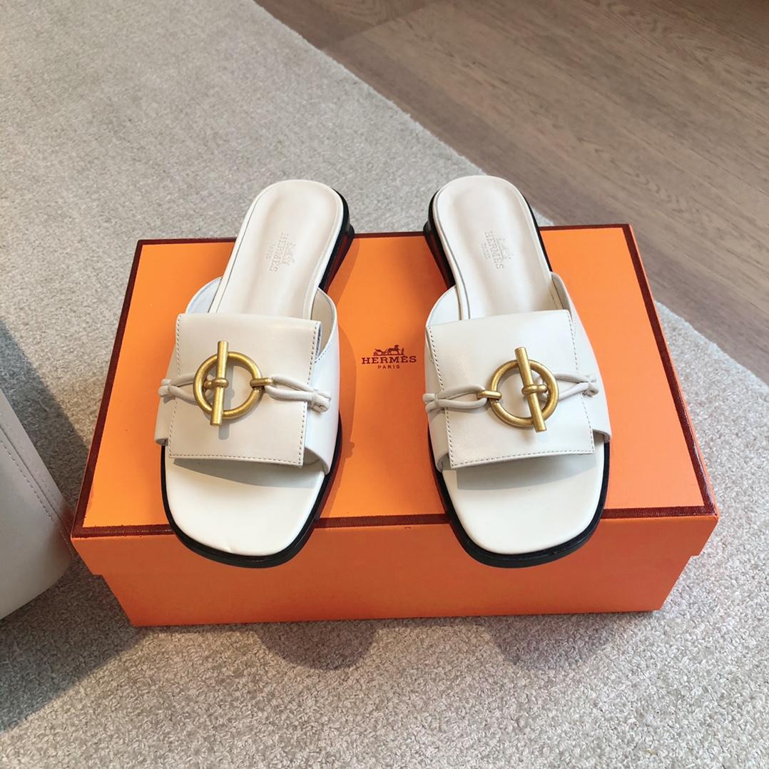 Hermes Isle Sandal - 