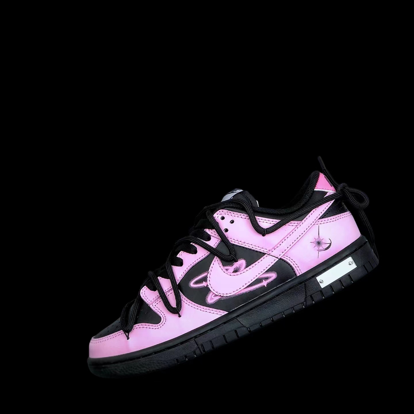 Nike SB Dunk Low Sneaker      - 