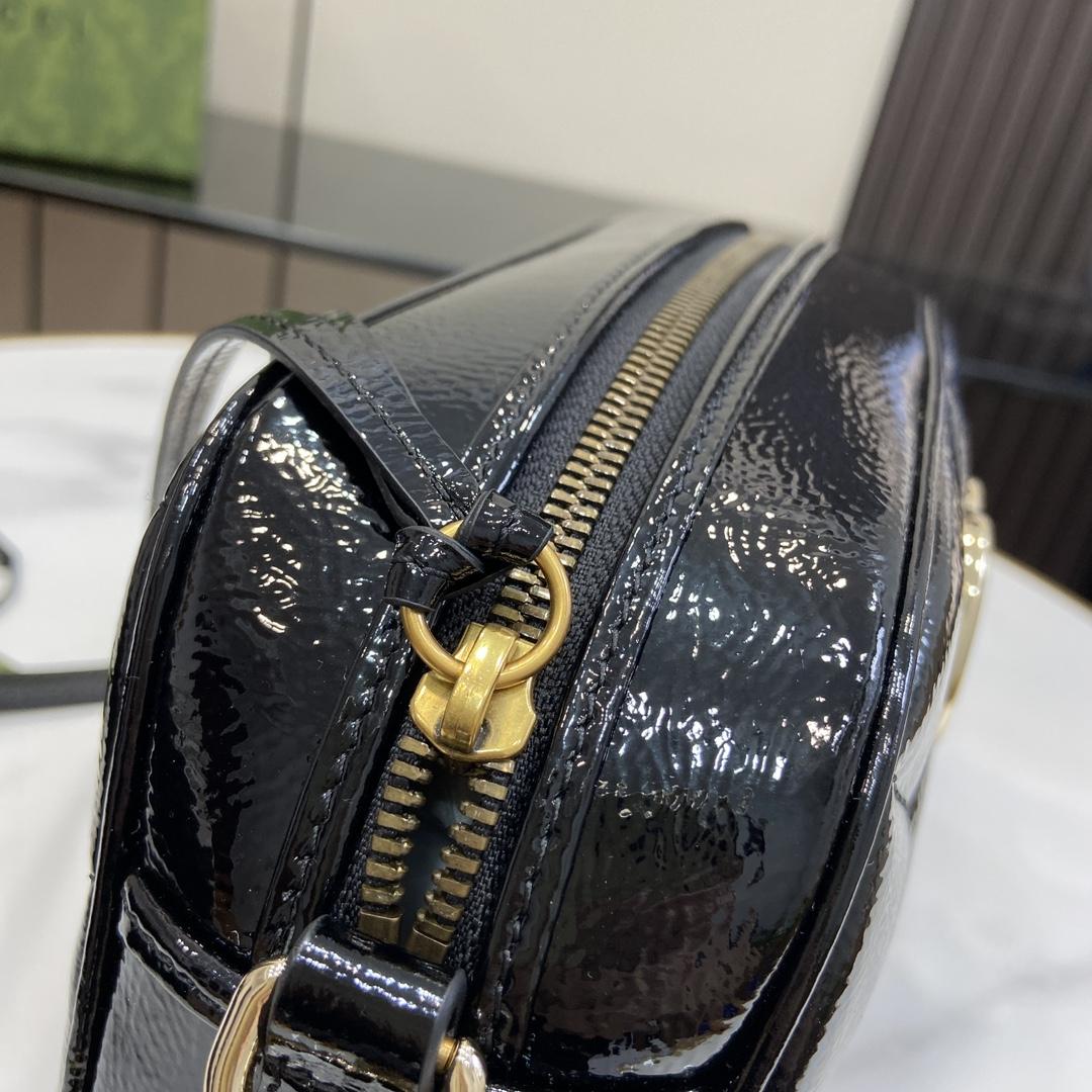 Gucci GG Marmont Small Shoulder Bag - 