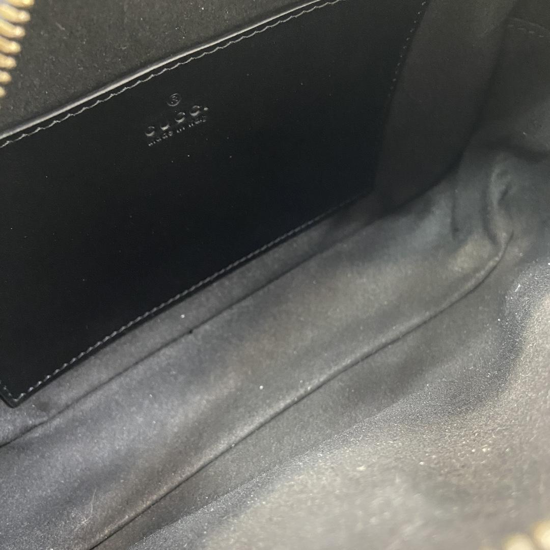 Gucci GG Marmont Small Shoulder Bag - 
