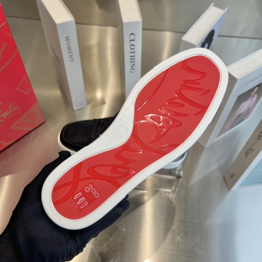 Christian Louboutin Sneakers - 
