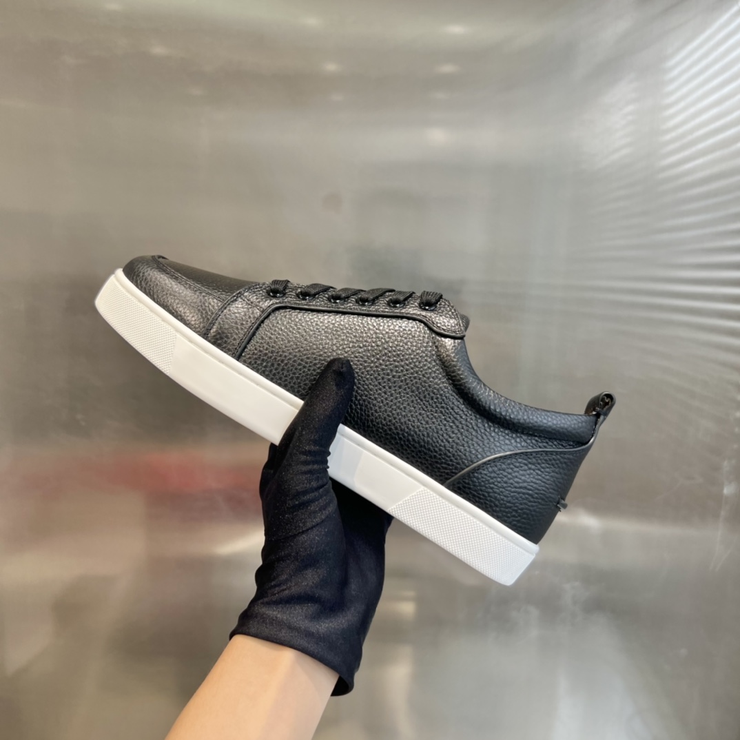 Christian Louboutin Sneakers - 