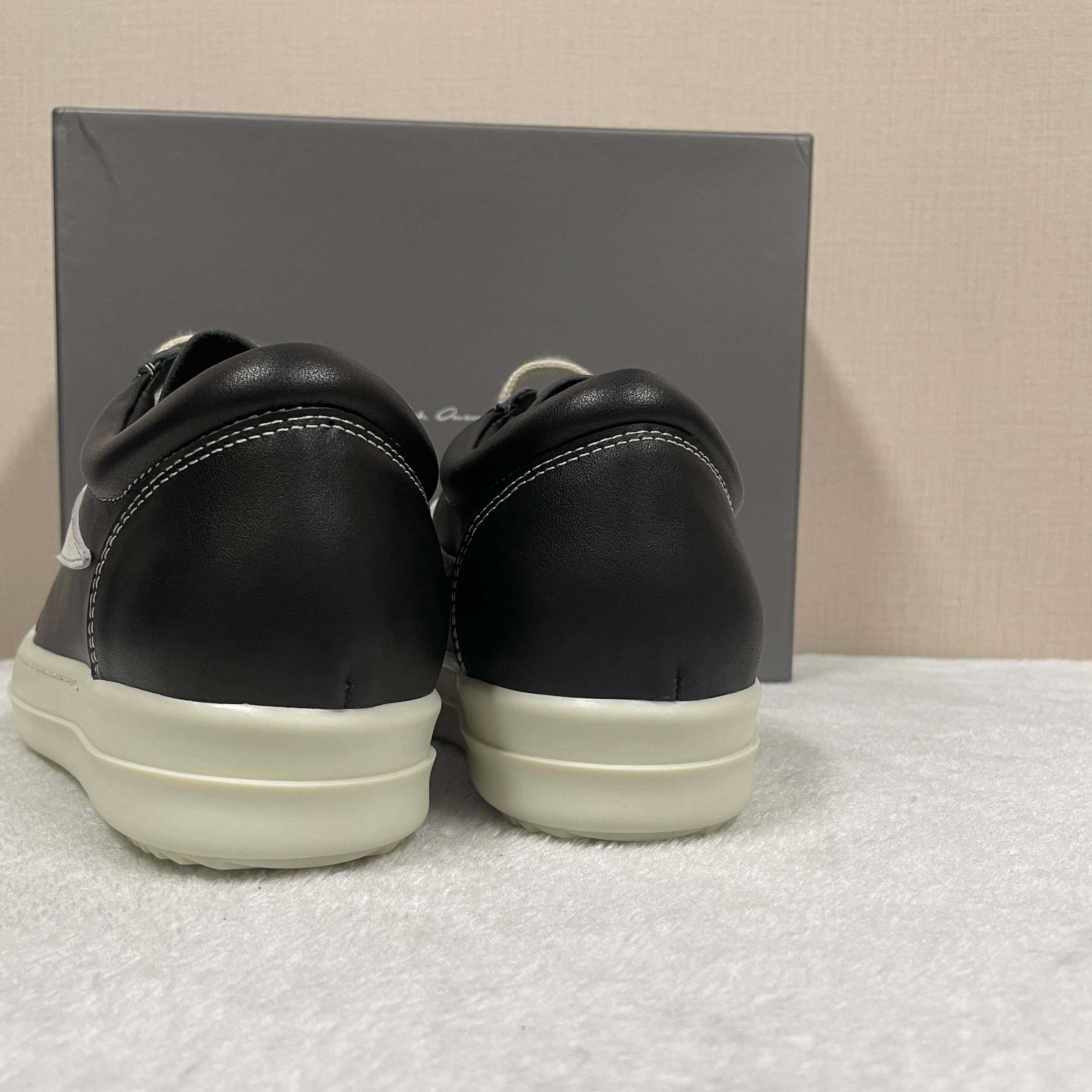Rick Owens Low-Top Sneakers - DesignerGu
