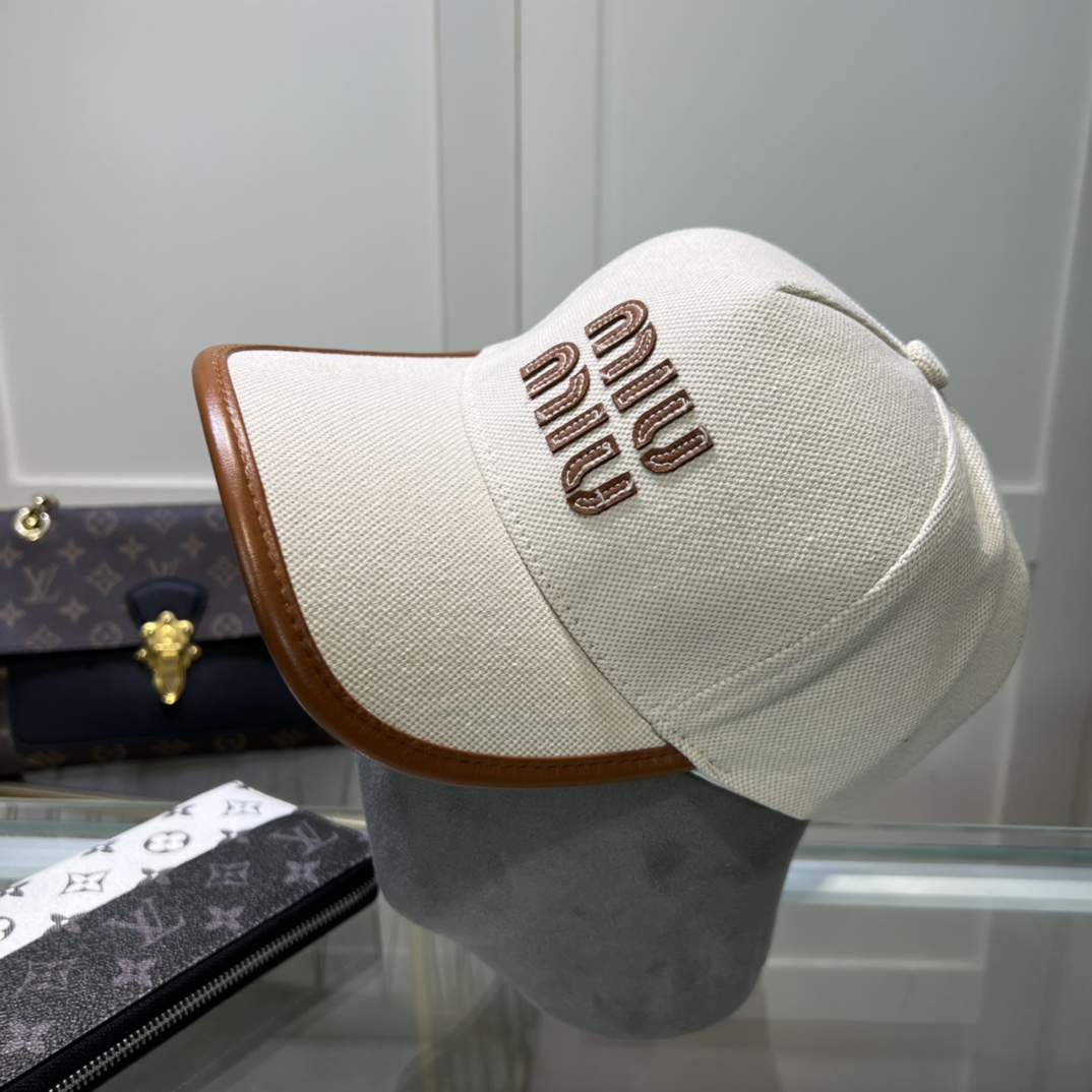 Miu Miu Baseball Cap - DesignerGu
