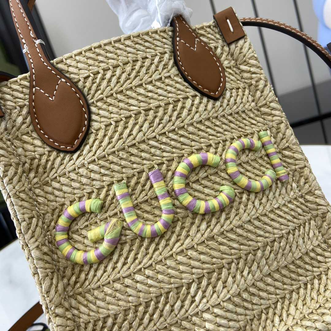 Gucci Super Mini Straw-effect Bag - 