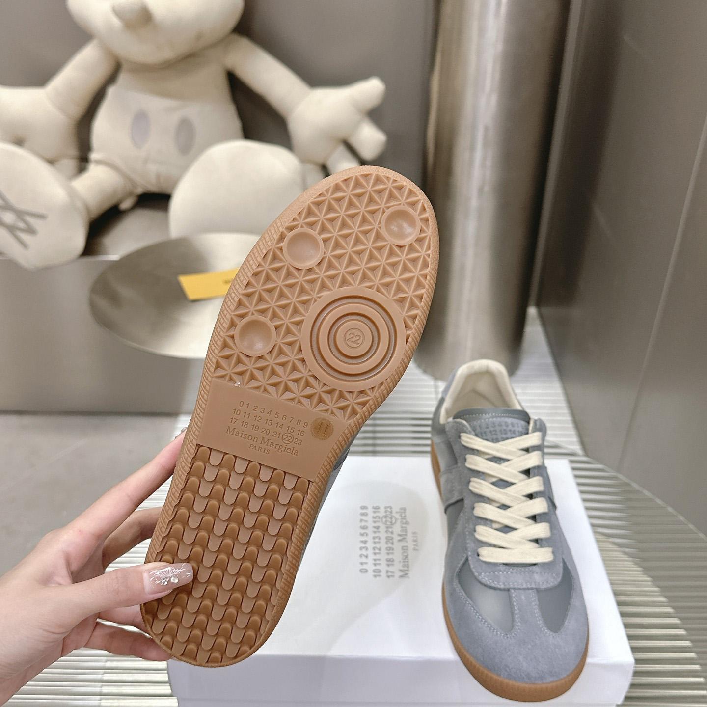 Maison Margiela Paint Replica Low-top Sneakers - 