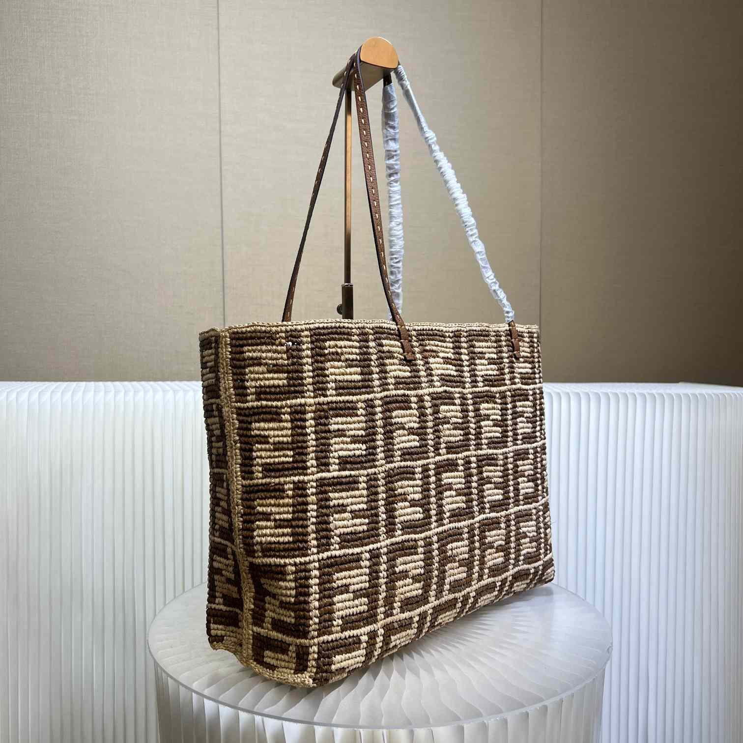 Fendi Roll Brown FF Raffia Crochet Shopper (35-32-19.5cm) - 
