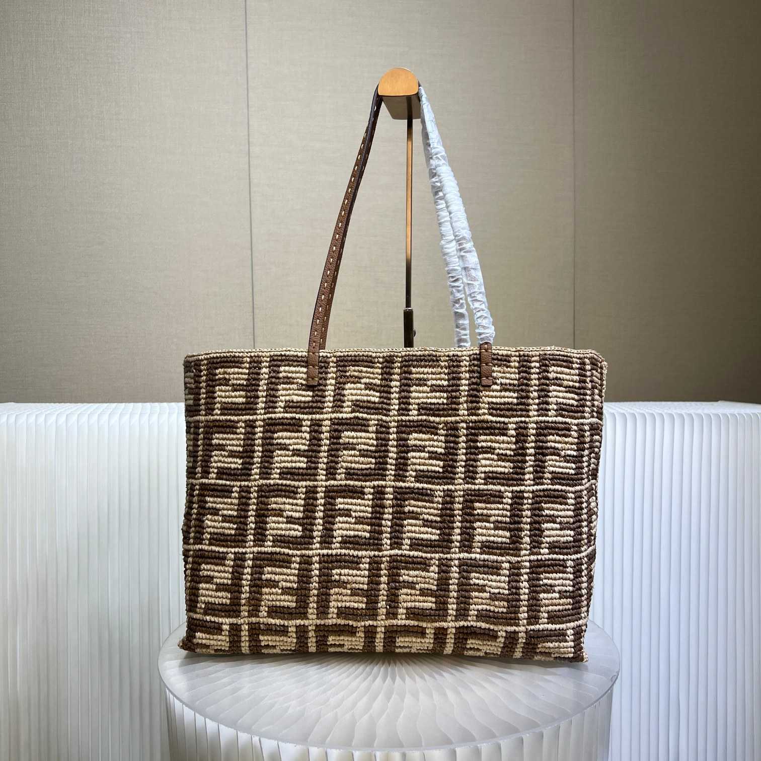 Fendi Roll Brown FF Raffia Crochet Shopper (35-32-19.5cm) - 