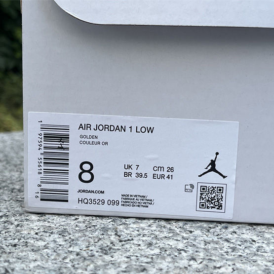 Jordan Air Jordan 1 Low Sneaker      HQ3529-099 - 