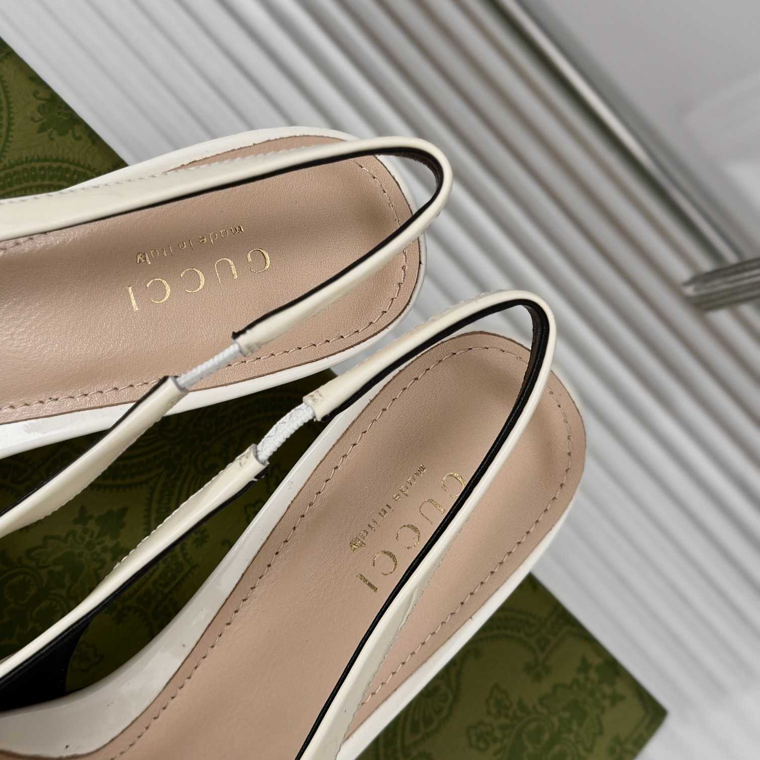 Gucci Women's Slingback With Marina Chain  - 