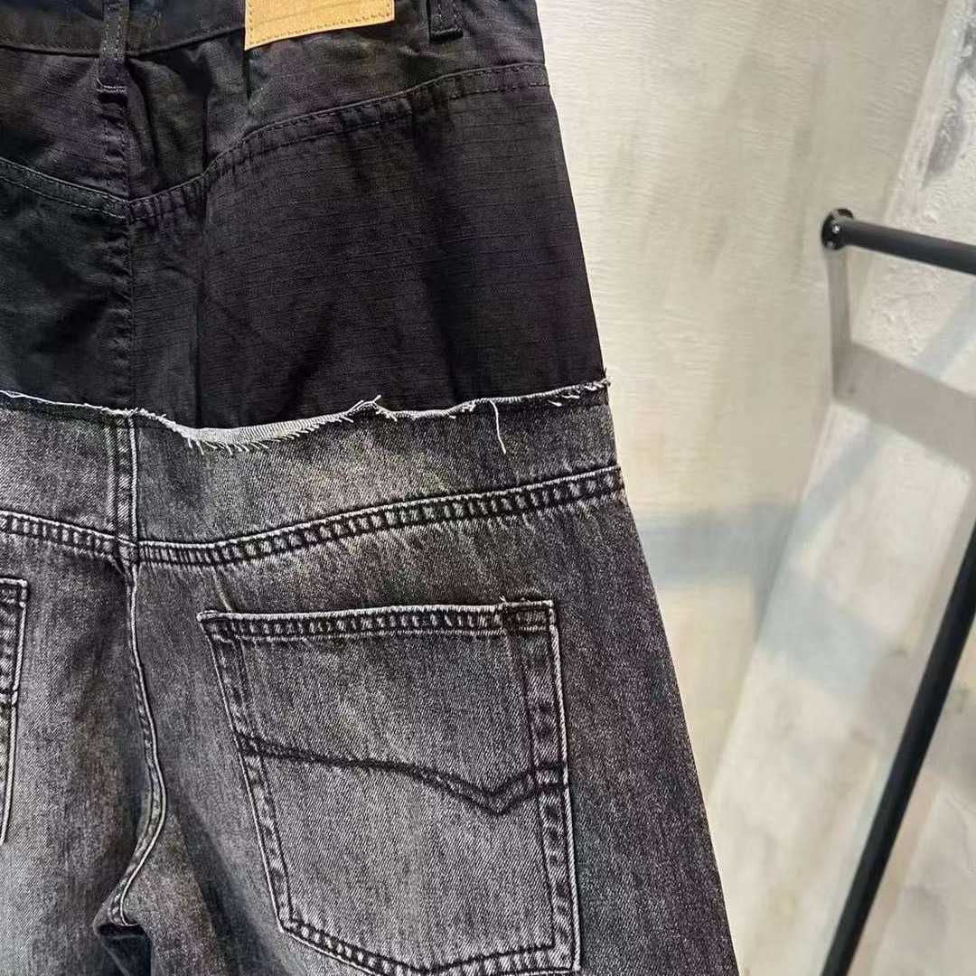 Balenciaga Large Denim Jeans - 