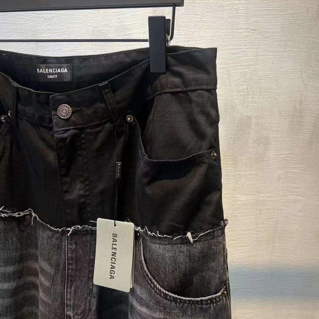 Balenciaga Large Denim Jeans - 
