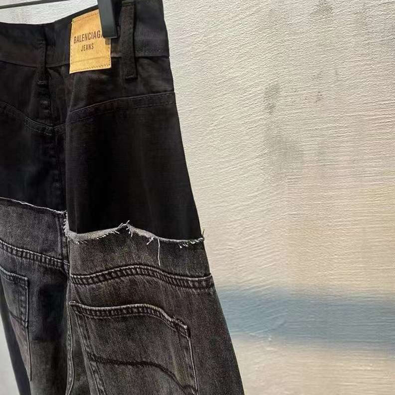 Balenciaga Large Denim Jeans - 