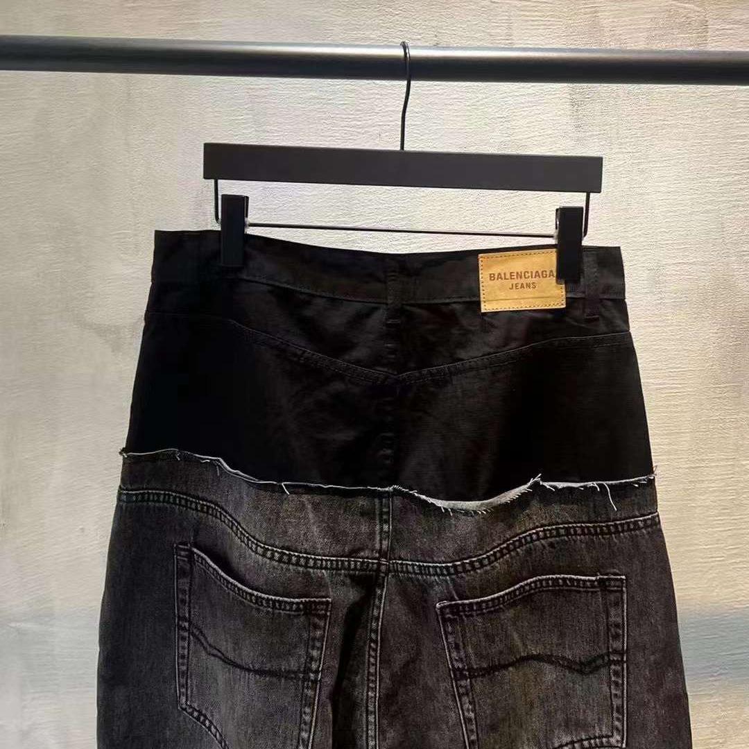 Balenciaga Large Denim Jeans - 