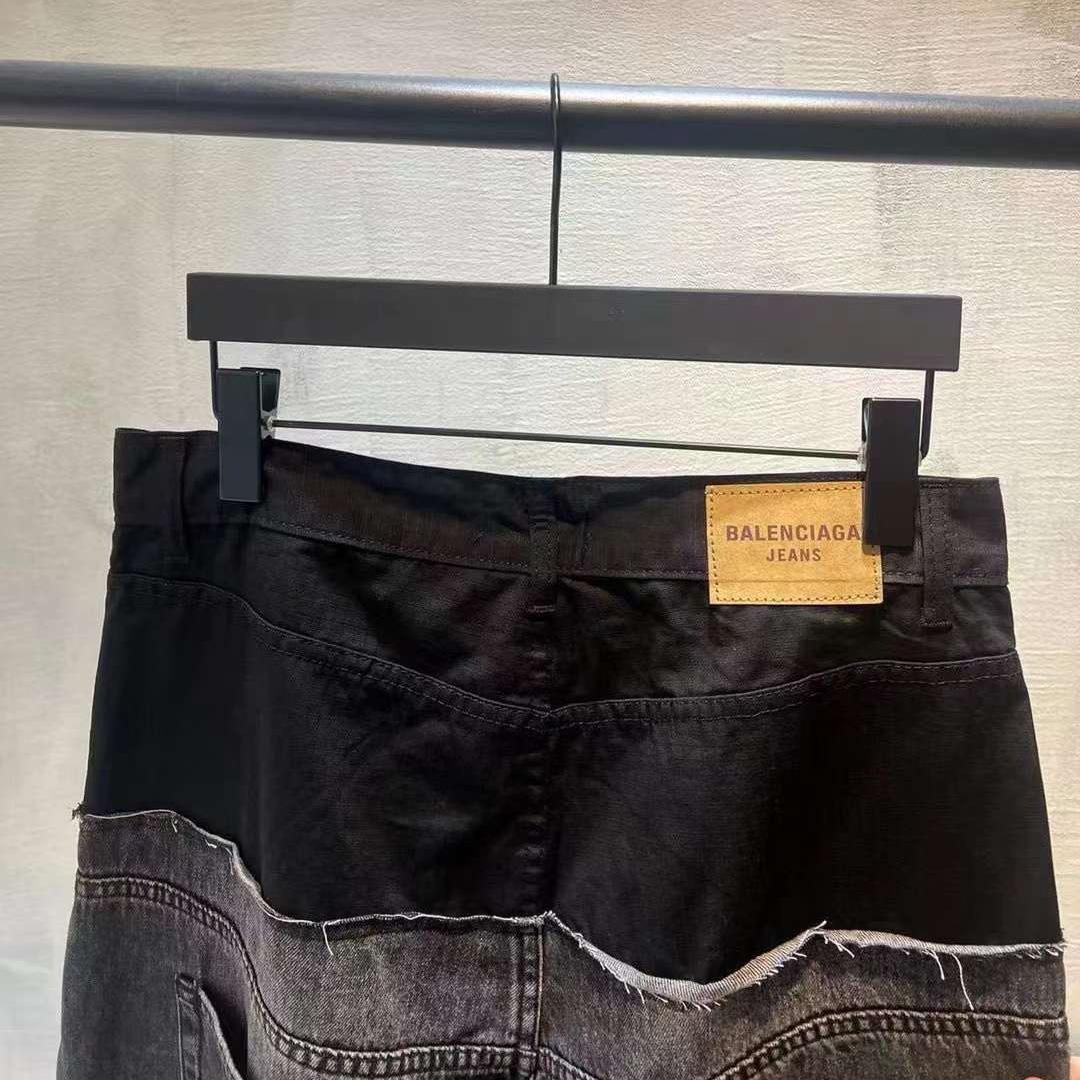 Balenciaga Large Denim Jeans - 