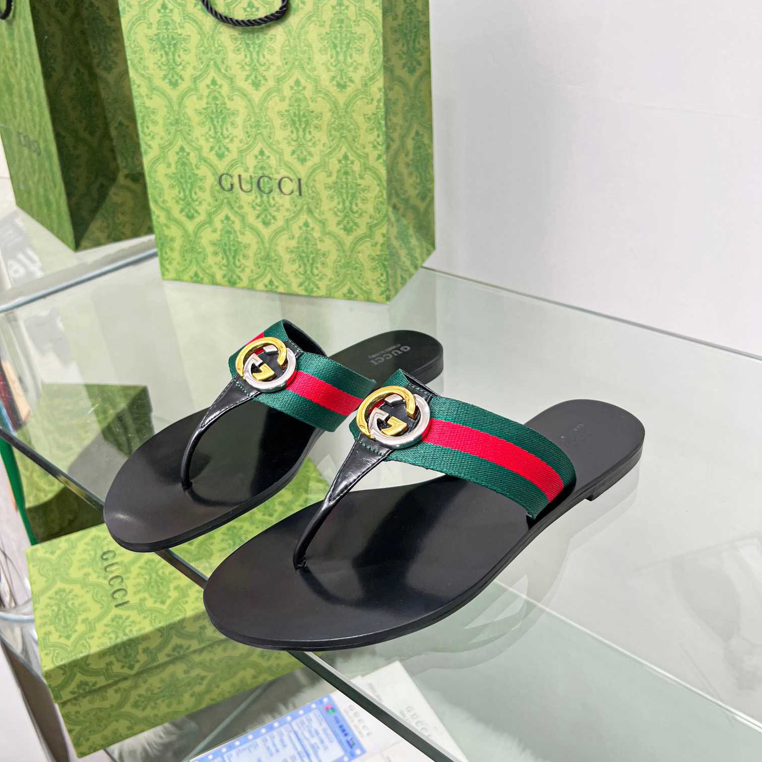 Gucci Women's Thong Sandal With Horsebit  - 