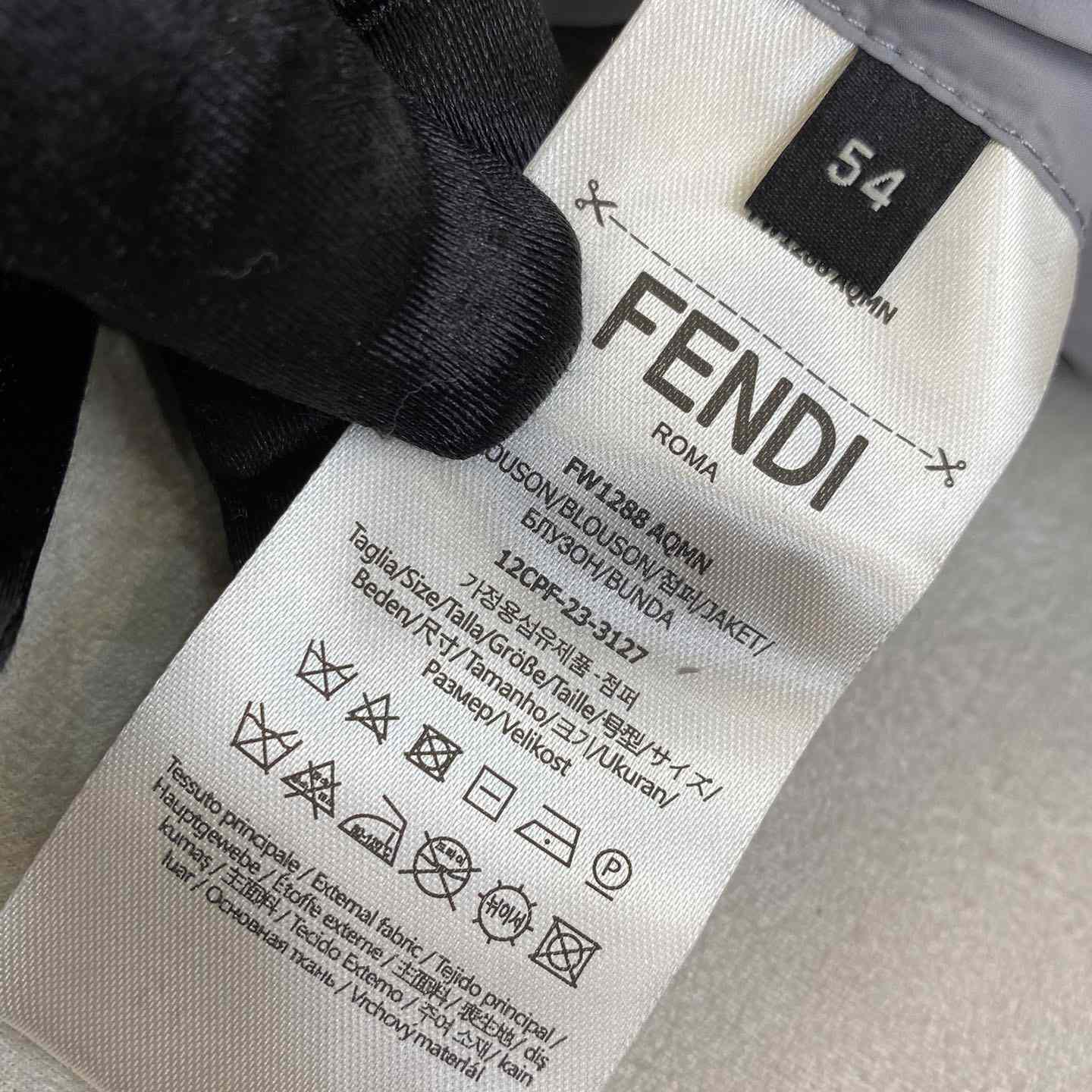 Fendi Logo-appliqué Fleece Jacket - 