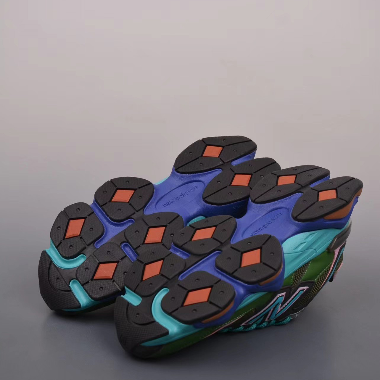 Joe Freshgoods x New Balance Sneakers      U9060JF1 - 