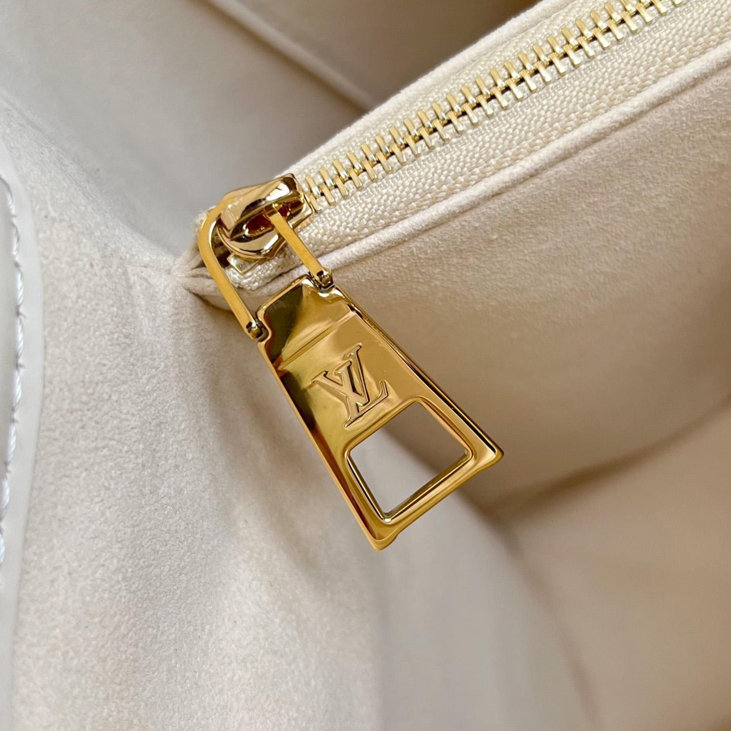 Louis Vuitton Babylone Tote PM   M11394 - 