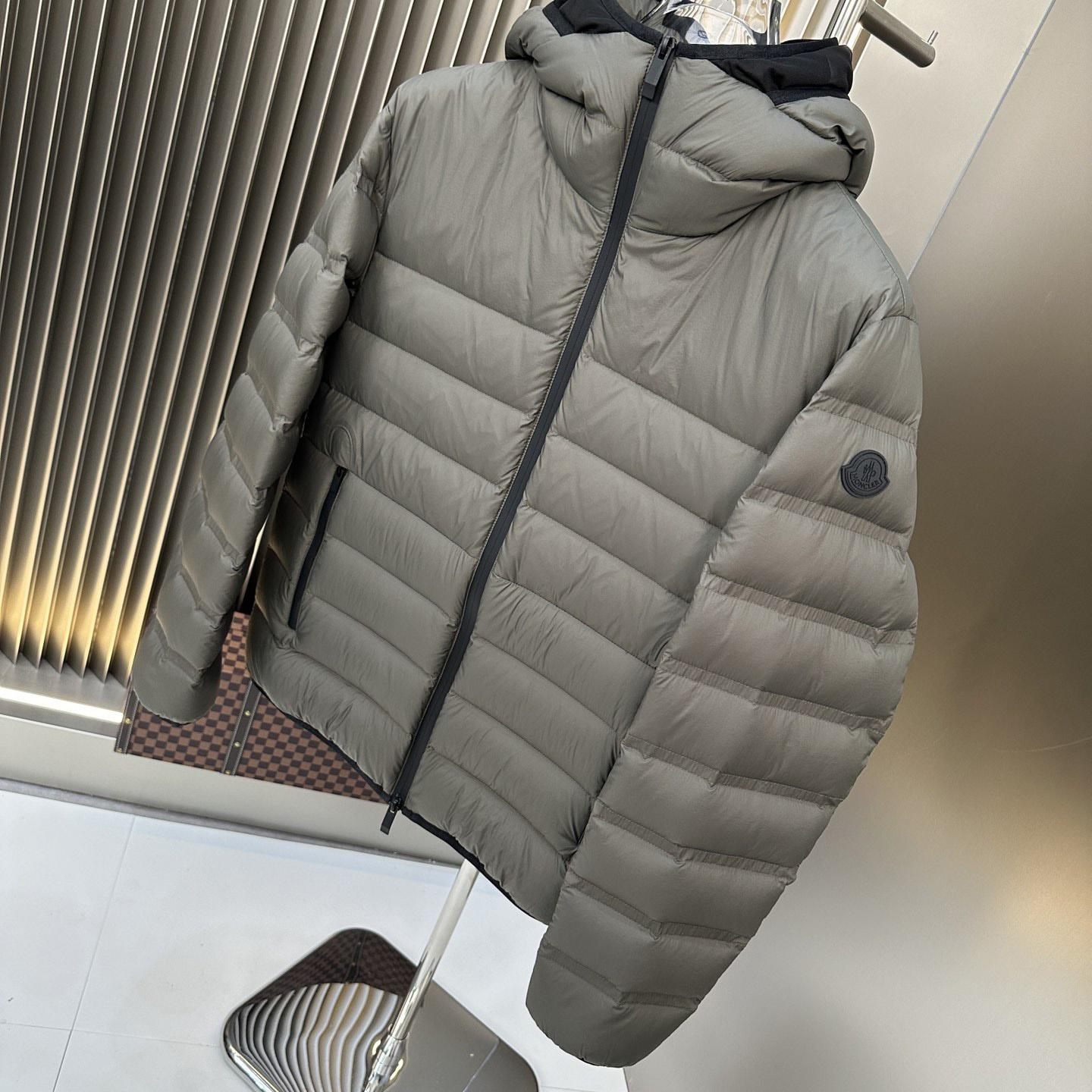 Moncler Hooded Puffer Jacket - 