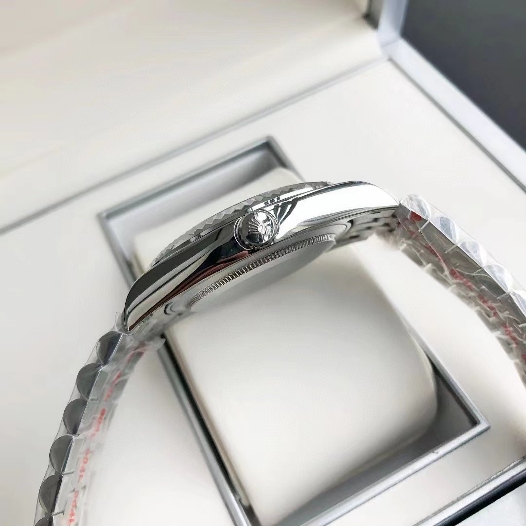 Rolex Datejust 41mm Watch - 