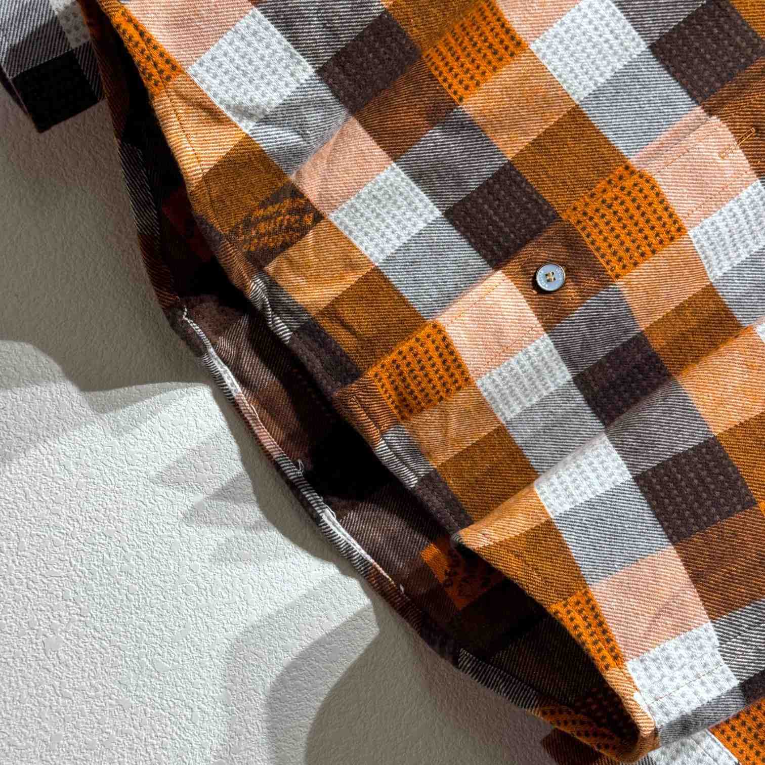 Louis Vuitton Button-Down Long-Sleeved Flannel Shirt  1AFXSJ - 