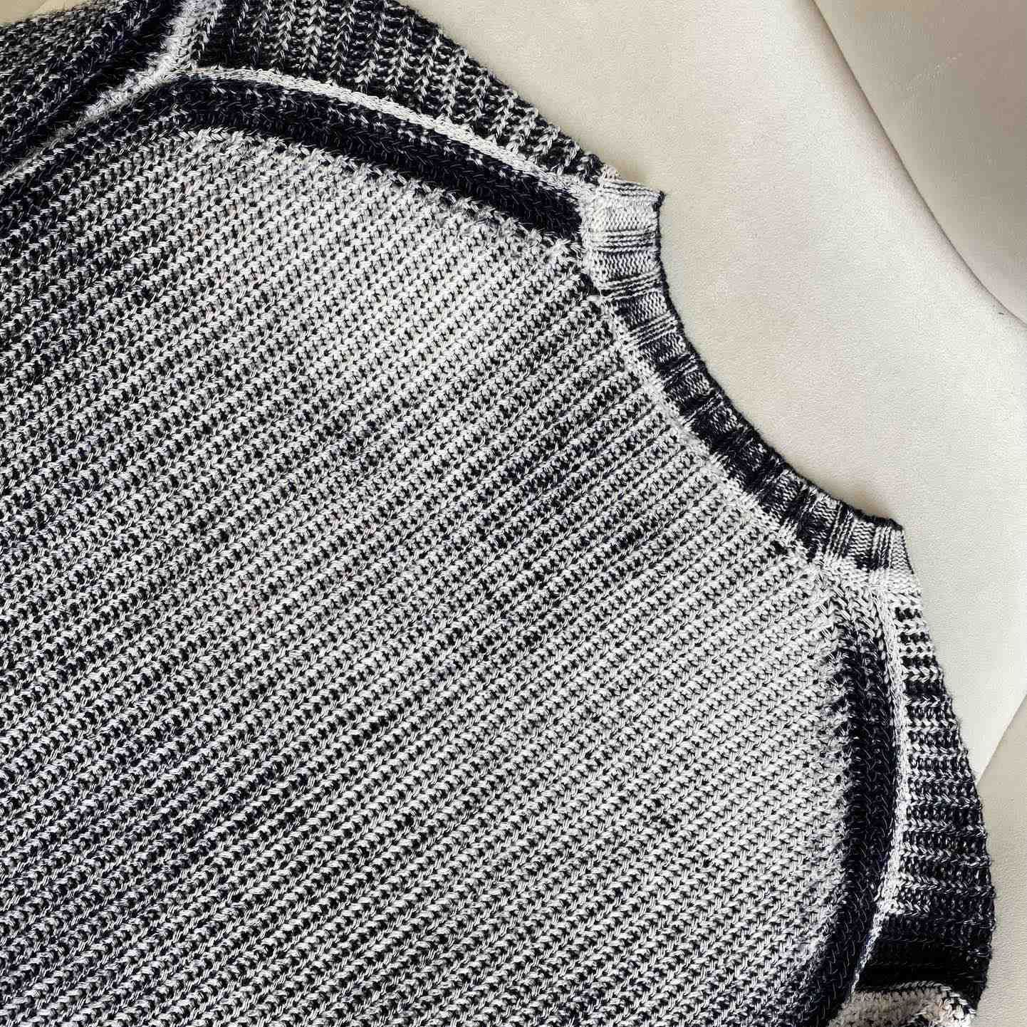 Acne Studios Crew Neck Jumper - 