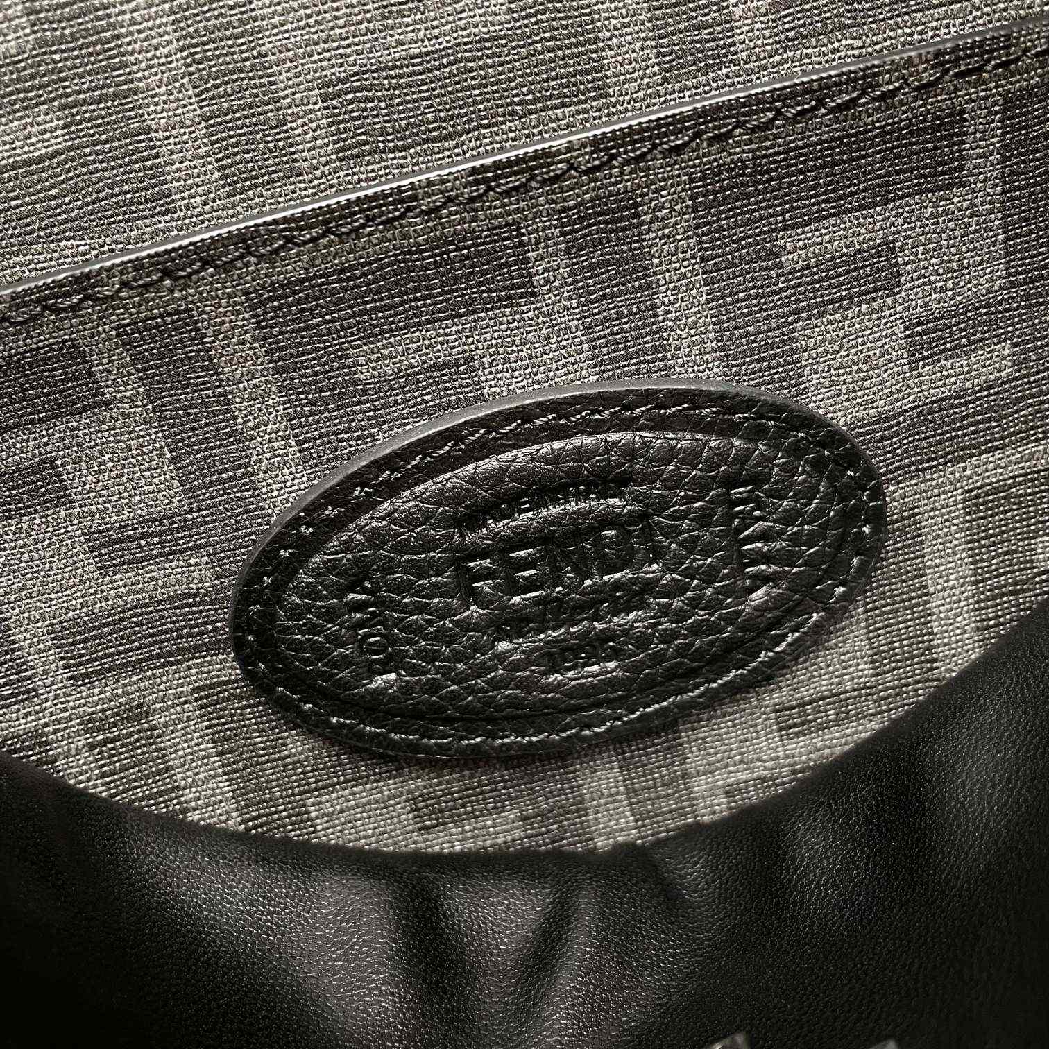 Fendi Peekaboo  - 