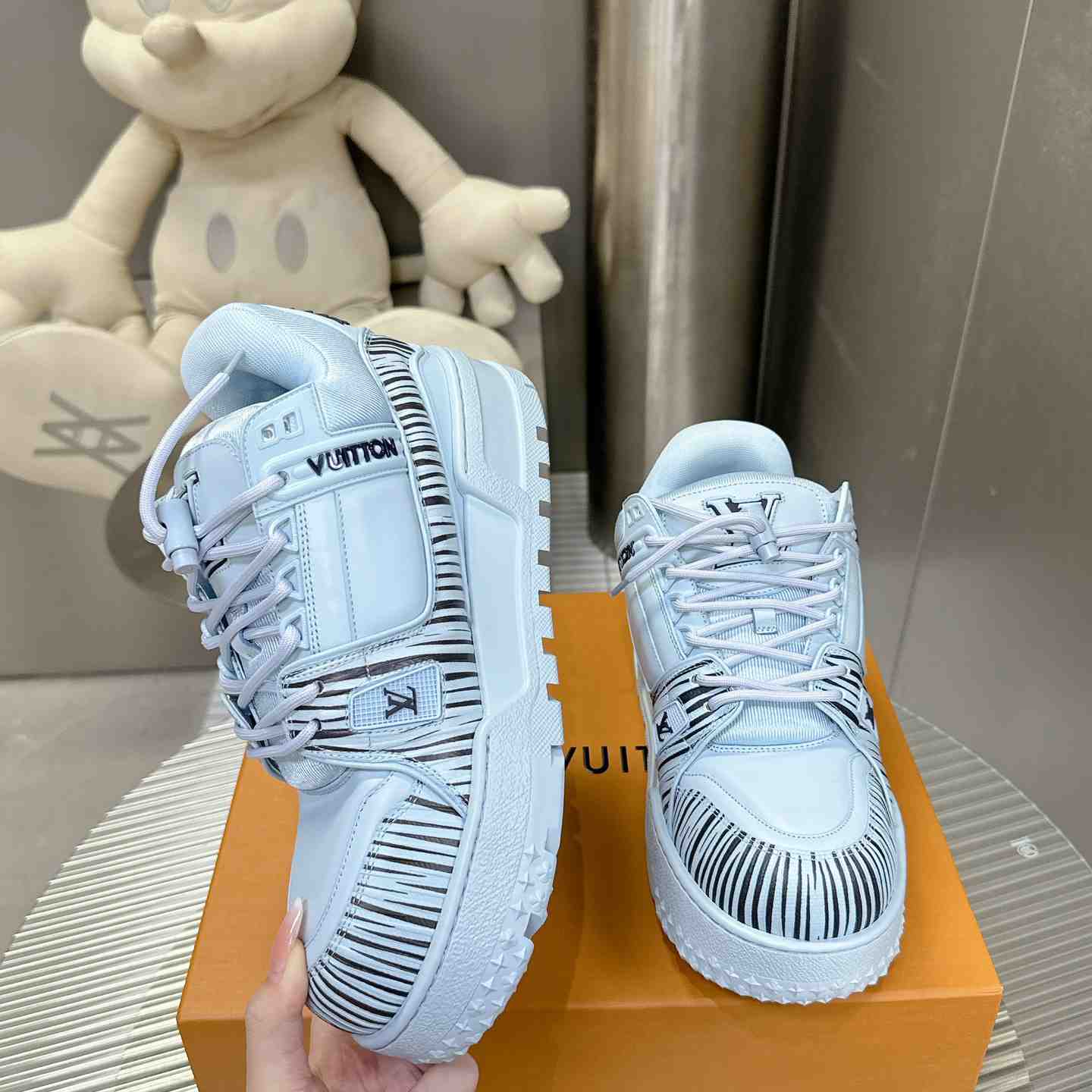 Louis Vuitton LV x Park Seo-Bo LV Trainer Maxi Sneaker   1AD9VE - 