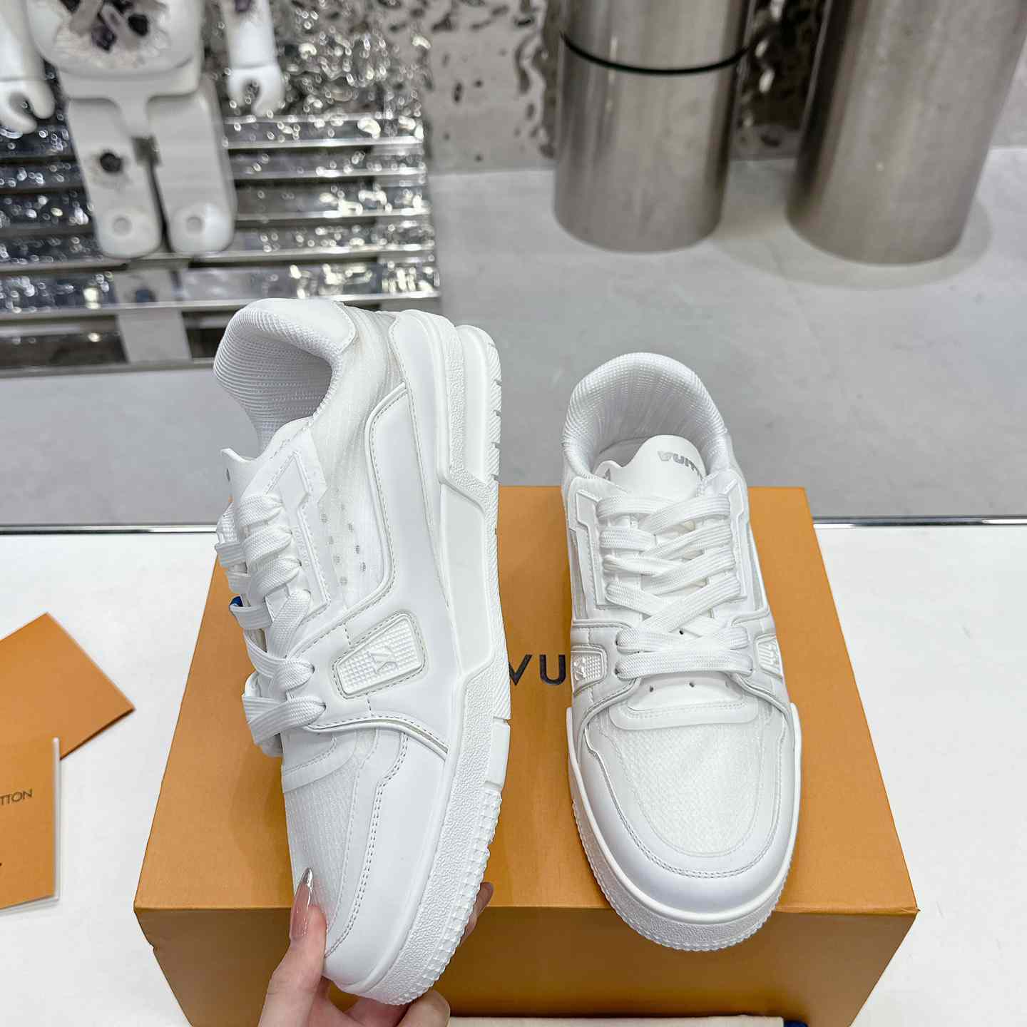 Louis Vuitton LV Trainer Sneaker   1AD6T4 - 