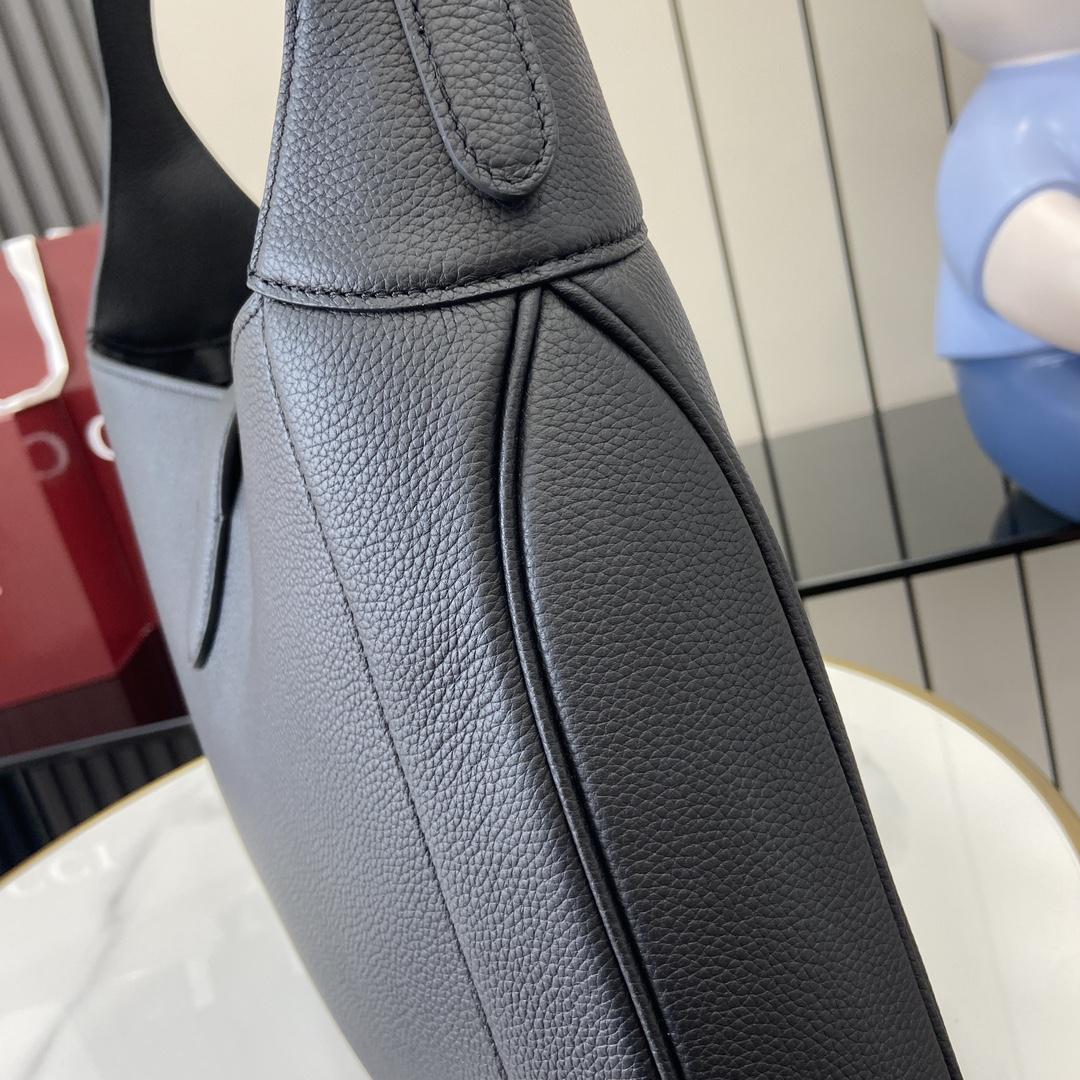 Gucci Jackie Large Shoulder Bag - 