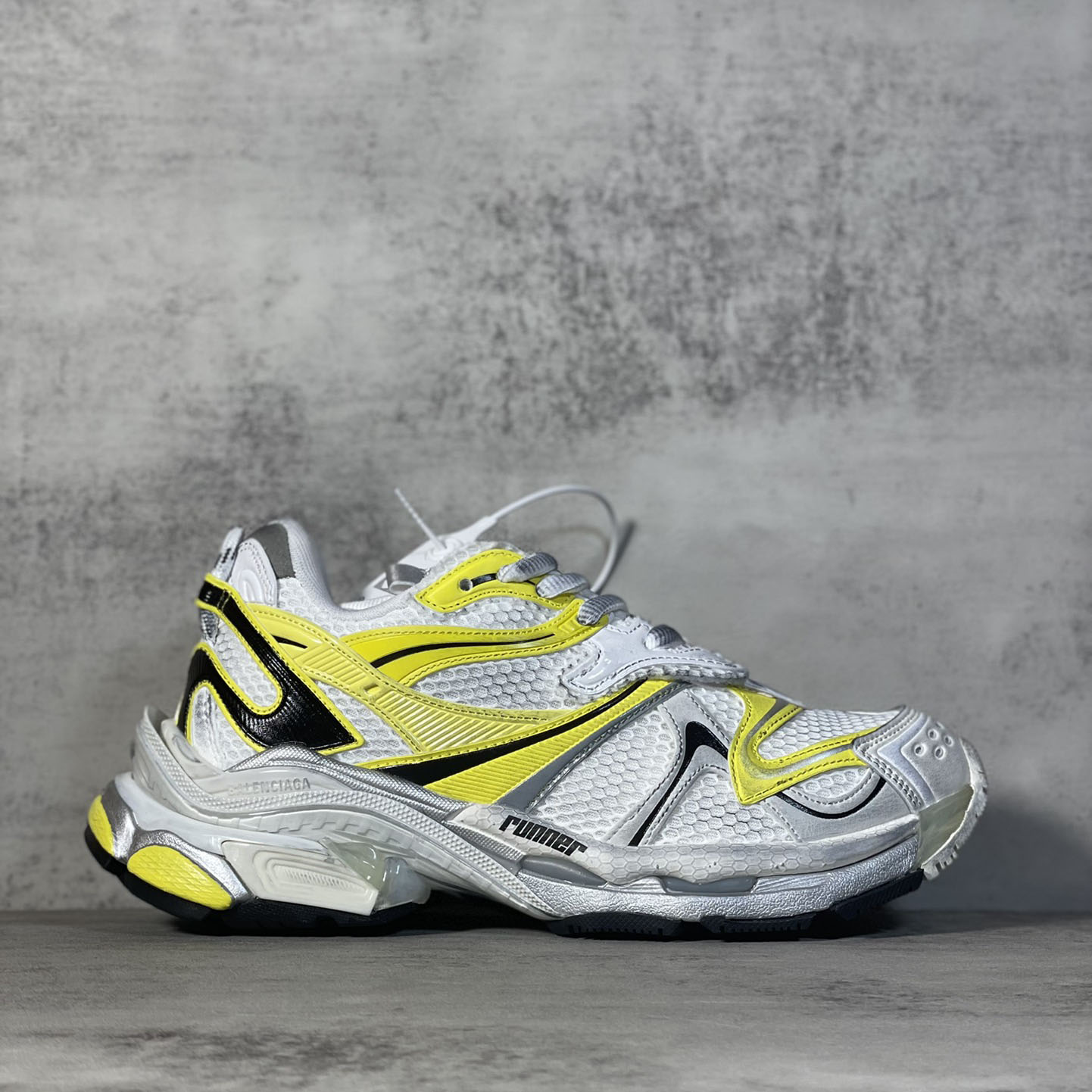 Balenciaga Runner 2.0 Sneaker In White, Yellow And Black Mesh And Polyurethane - DesignerGu