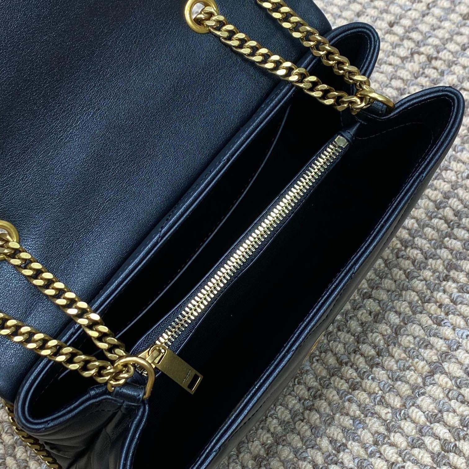 Saint Laurent Loulou Shoulder Bag   25x17x9cm - 