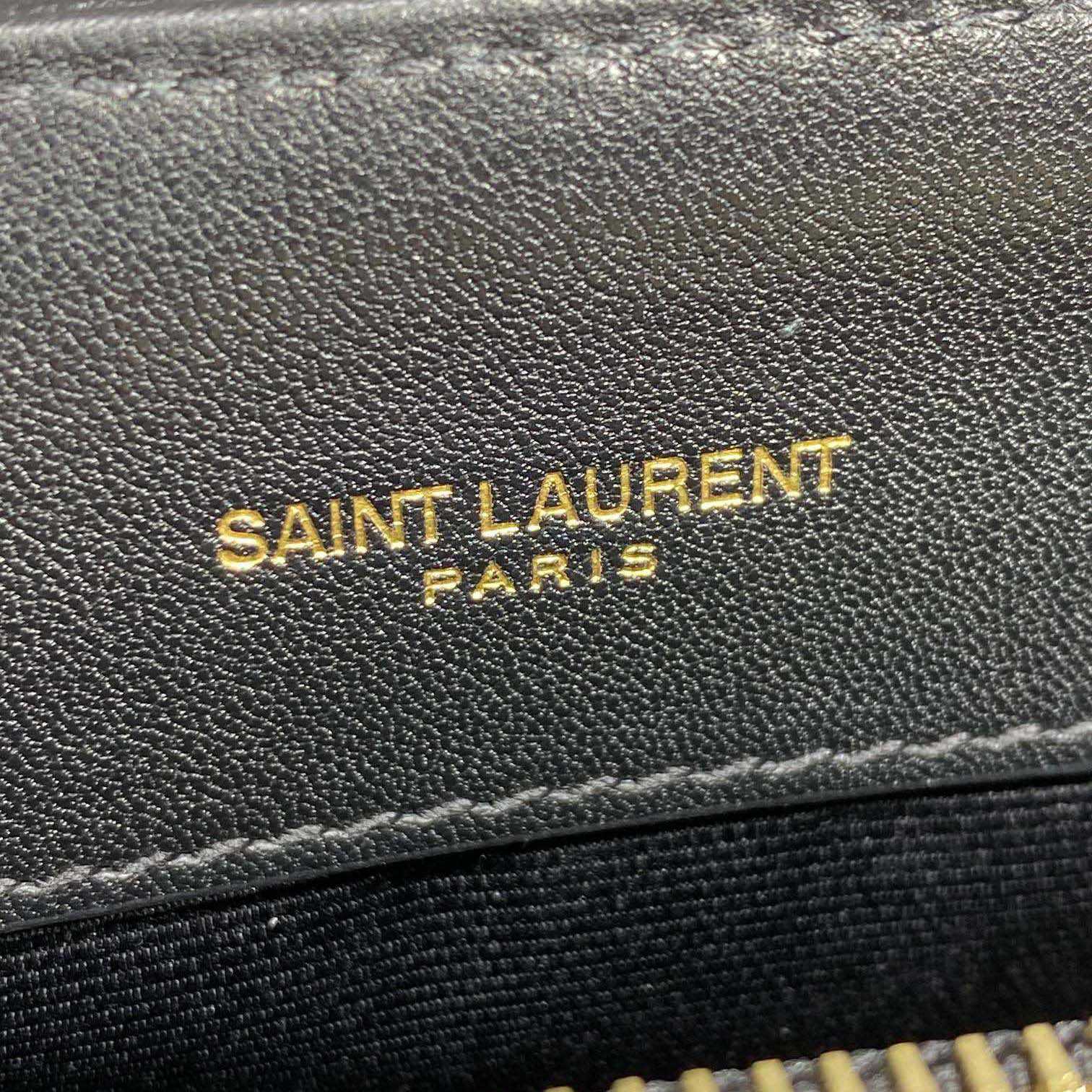 Saint Laurent Loulou Shoulder Bag   25x17x9cm - 