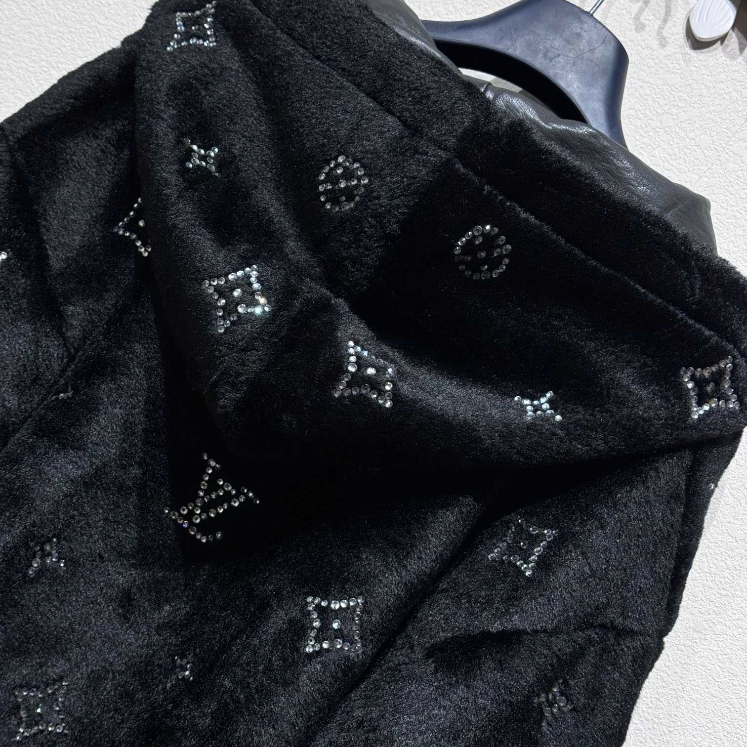 Louis Vuitton MNG Embellished Shearling Hoodie - 