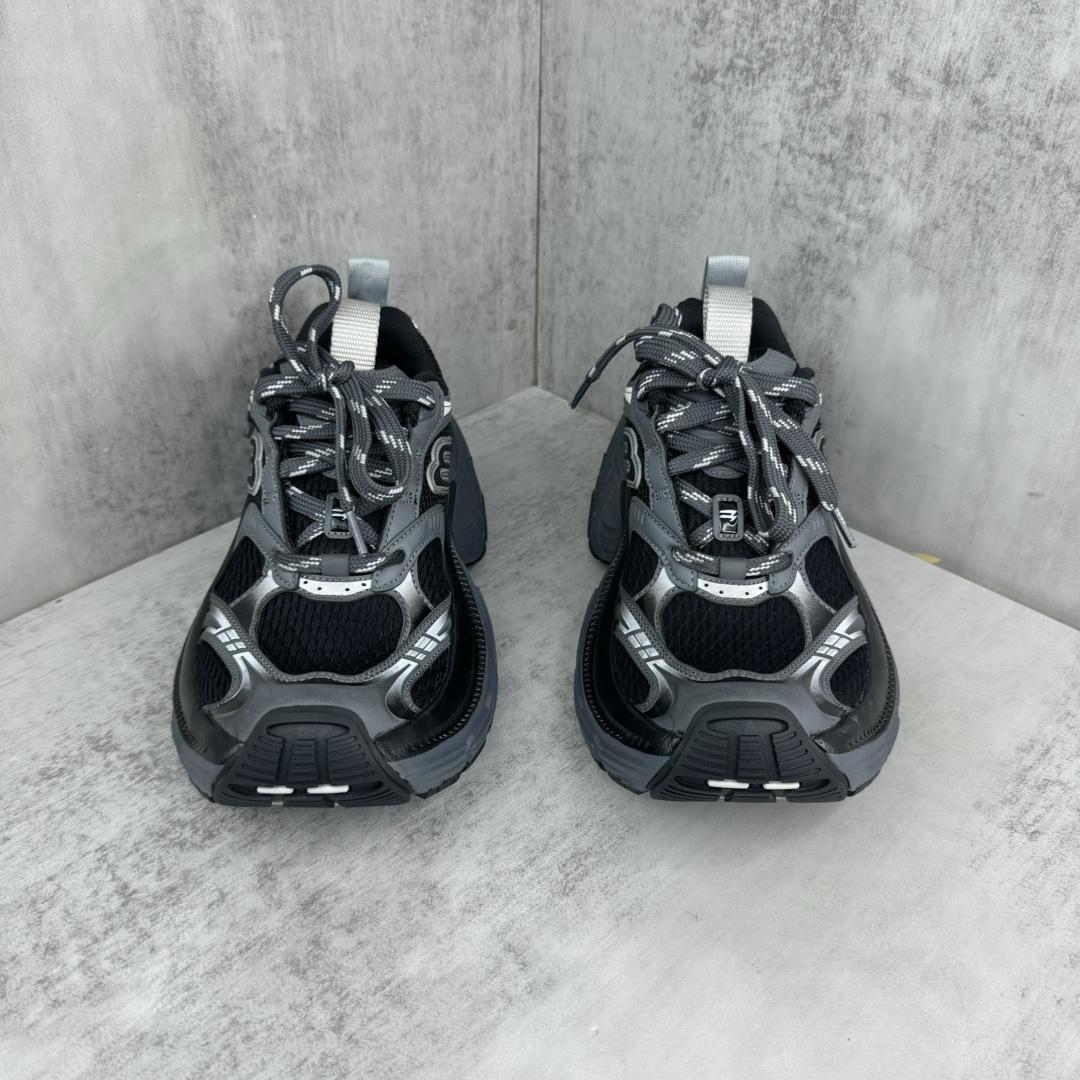 Balenciaga 6XL Sneaker In Black And Grey - 