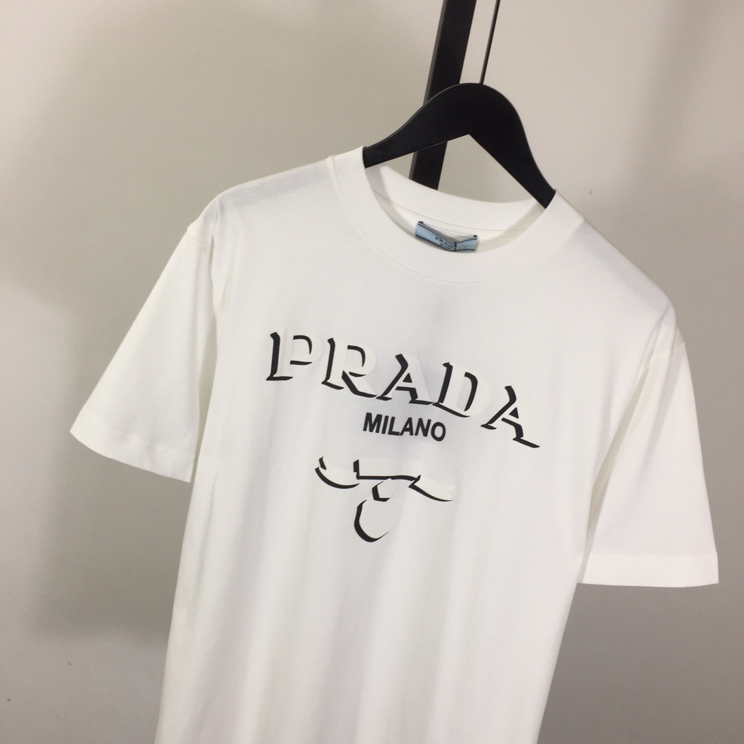 Prada Cotton  T-shirt  - 