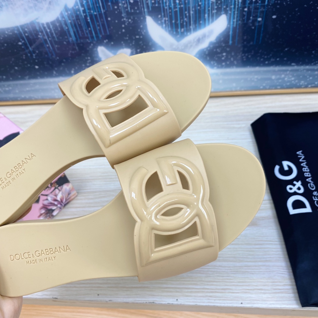 Dolce & Gabbana Women's Sandals - 