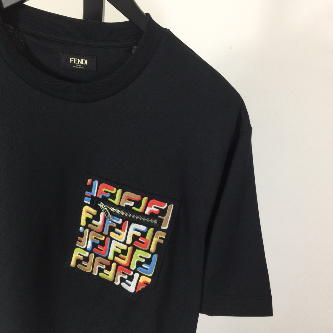 Fendi Lunar New Year Black Cotton T-shirt - 