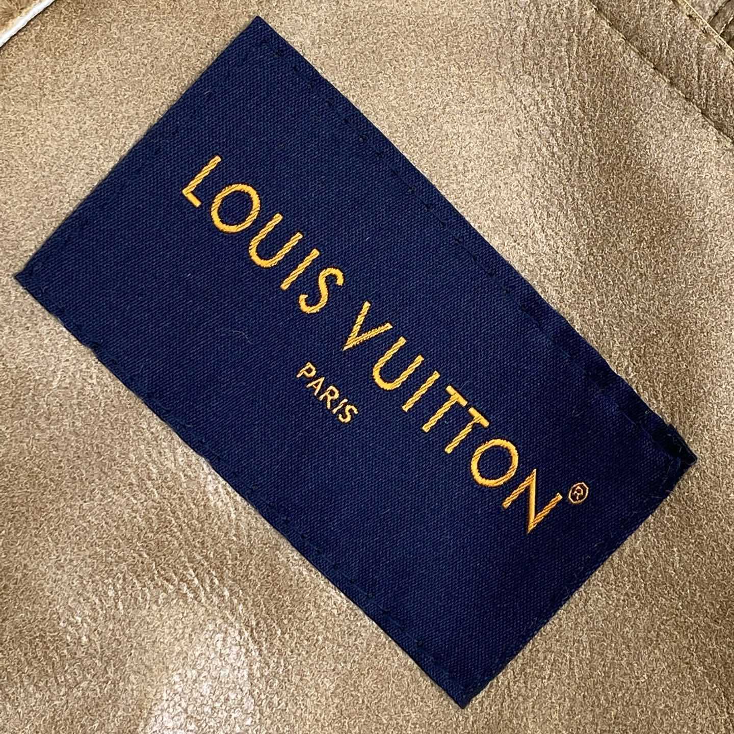 Louis Vuitton Shearling Trucker Jacket  1AGJGF - 