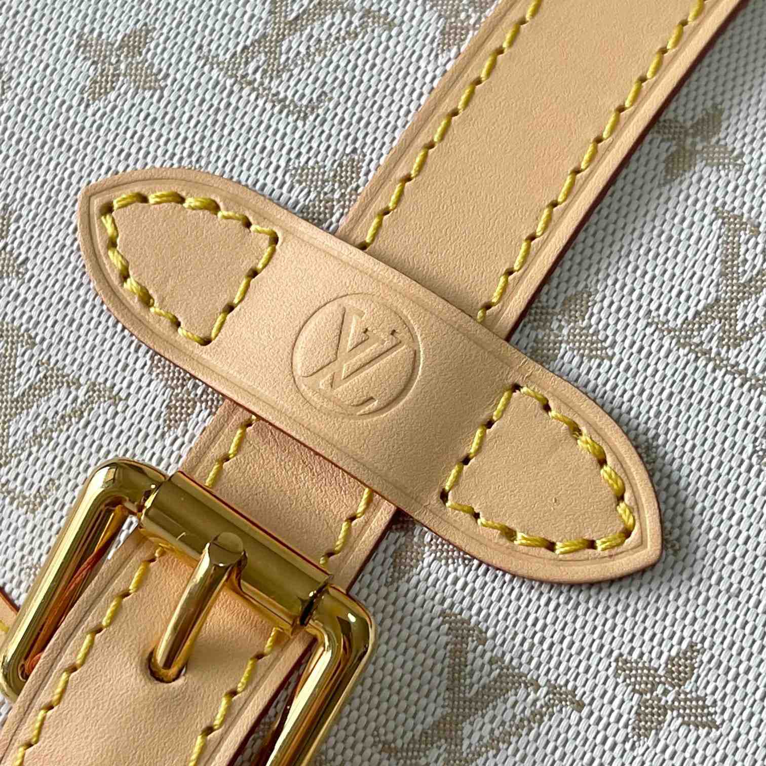 Louis Vuitton Saumur BB     M12327 - 