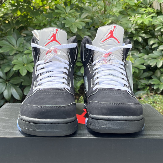 Air Jordan 5 “Black Metallic Reimagined” Sneakers     HF3975-001  - 