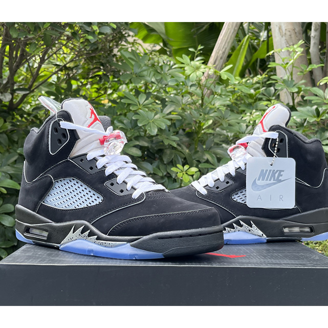 Air Jordan 5 “Black Metallic Reimagined” Sneakers     HF3975-001  - 