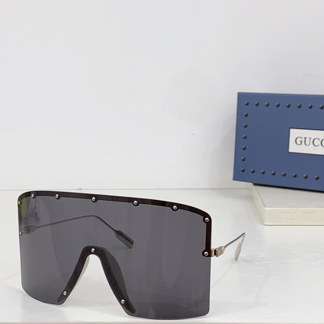 Gucci Mask-Shaped Sunglasses     GG1244 - 