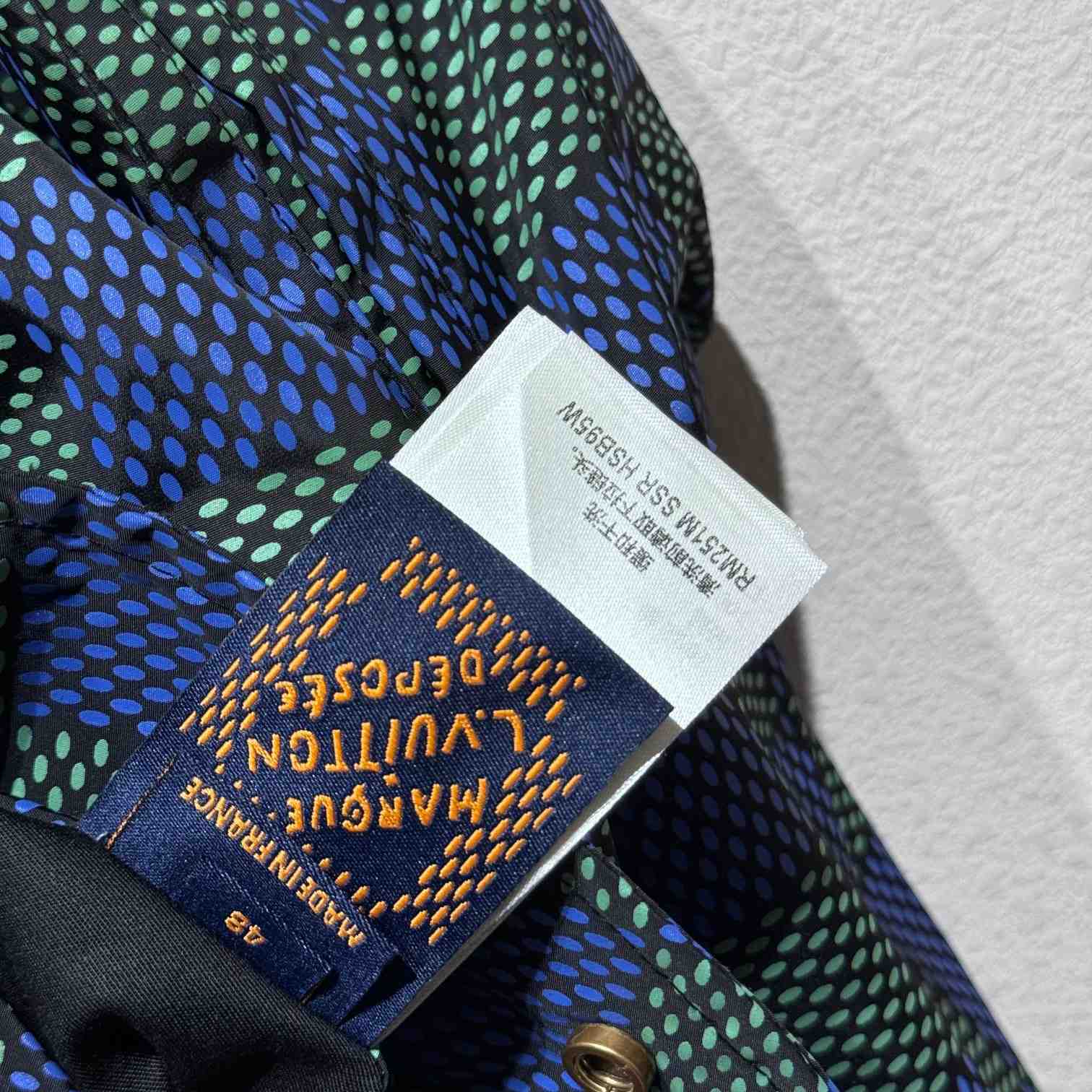 Louis Vuitton Damier Reversible Windbreaker    1AHBIW - 