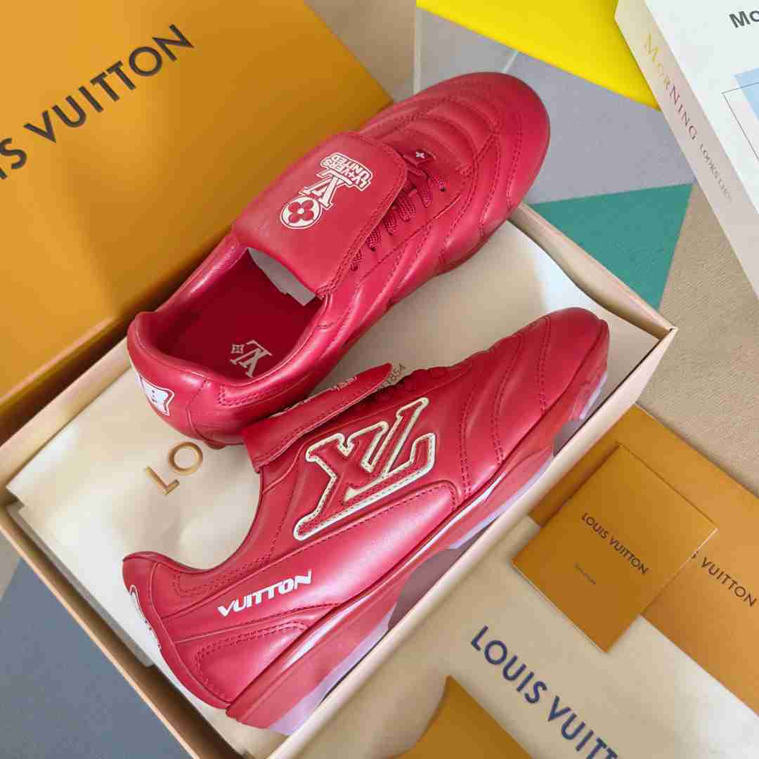 Louis Vuitton LV Footprint Soccer Sneaker   1AHDOR - 