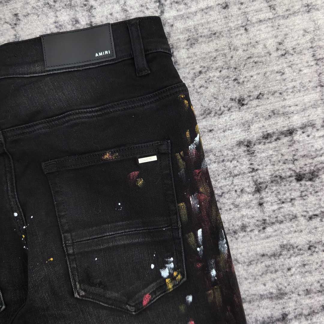 Amiri Slim Fit Jeans    691 - 